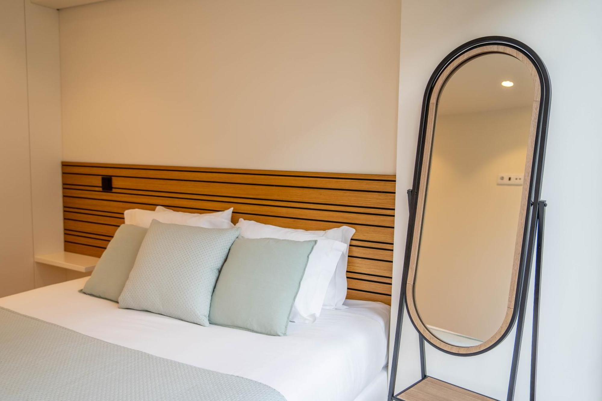 Trindade Bliss: 1Br W/ Free Parking By Lovelystay Porto Exterior foto