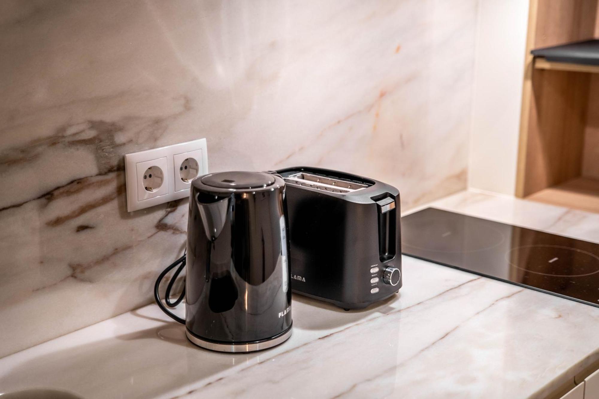 Trindade Bliss: 1Br W/ Free Parking By Lovelystay Porto Exterior foto